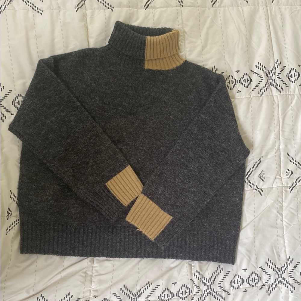 Gray and Tan Turtleneck Sweater with Color-Block Design